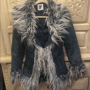 Fitted Denim and fur jacket